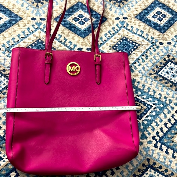 Michael kors Pink tote - Picture 4 of 6